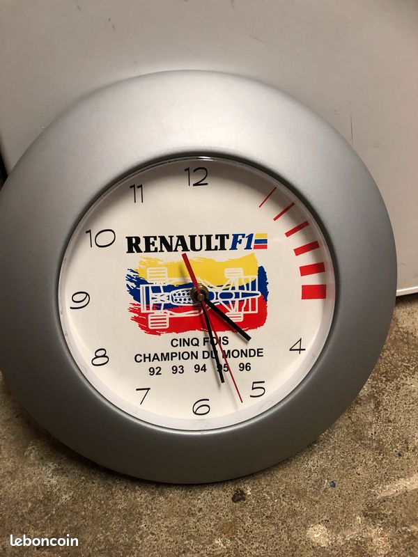 Horloge pendule vintage ancienne renault champion du monde (image 1)
