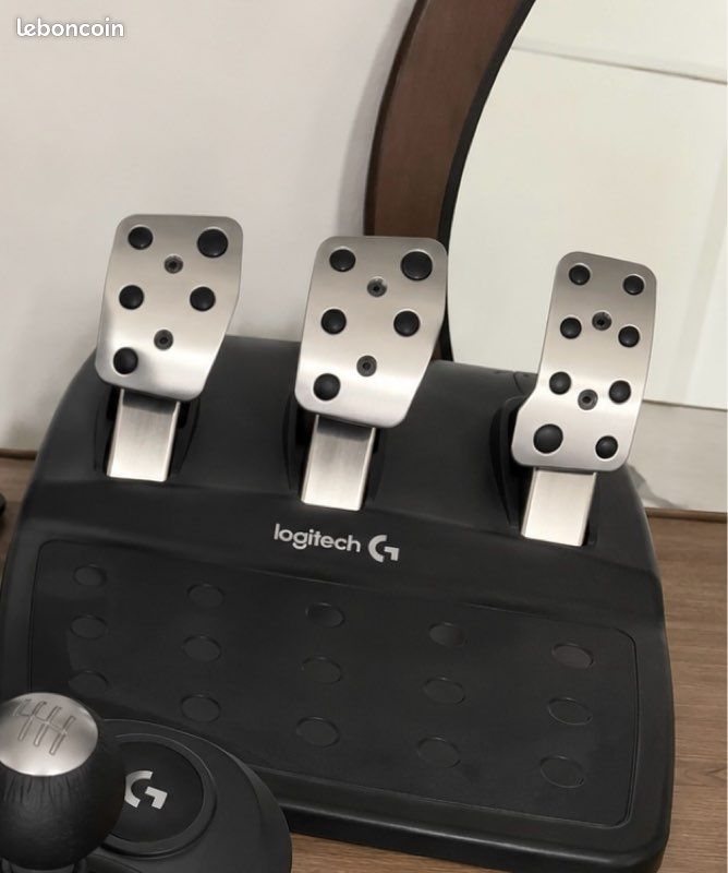 Logitech G920 / G29 + pédalier + levier de vitesses – Excellent état (image 4)