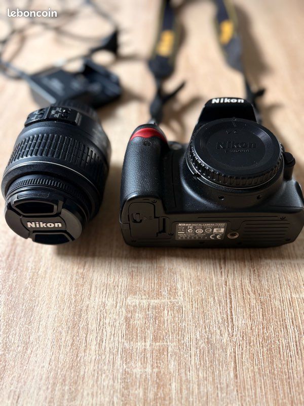 📸 Nikon D3000 + Objectif 18-55mm + Chargeur officiel (image 1)