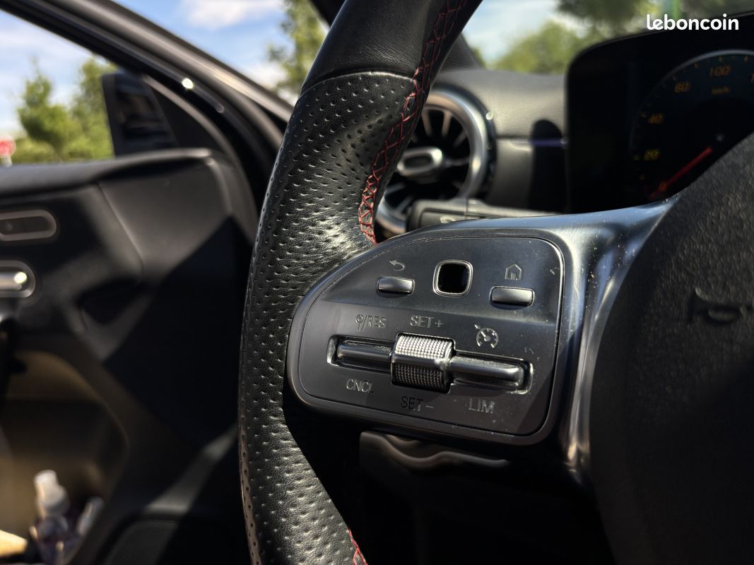 MERCEDES Classe A 200D AMG LINE 2.0 D 150 8G-DCT - GARANTIE 12 MOIS (image 22)
