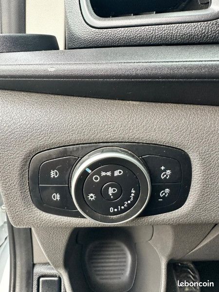 Ford TRANSIT CUSTOM FG 300 L2H1 2.0 ECOBLUE 130 ACTIVE (image 22)
