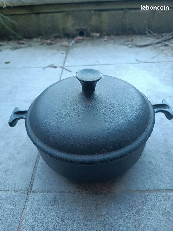Cocotte ancienne (image 1)
