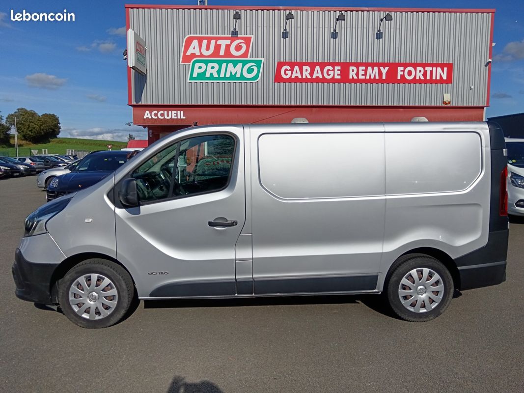 RENAULT trafic 3 1.6 dci 120 cv L1H1 finition grand confort (image 1)