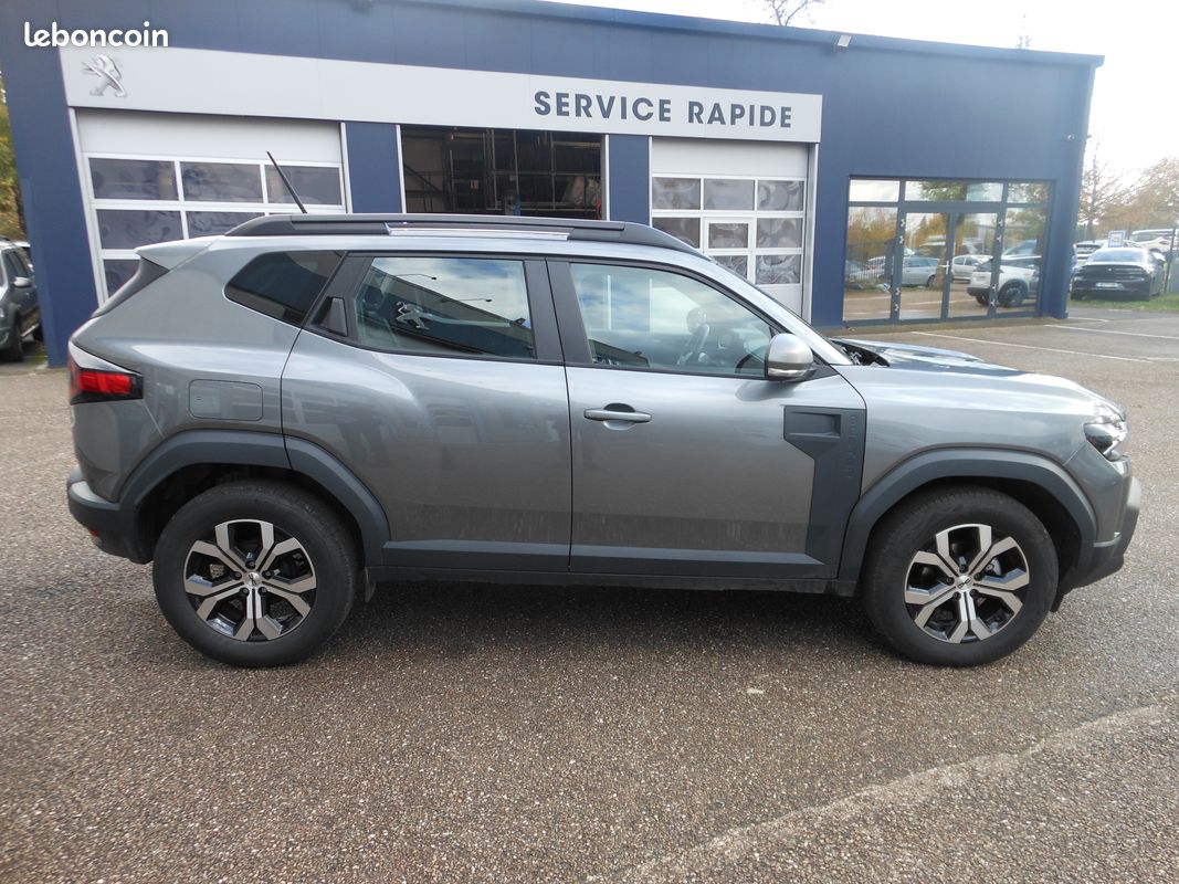 Dacia Duster 130 Ch TCE Mild Hybrid Expression BVM gris + sieges chauffant / NAV et garantie (image 5)