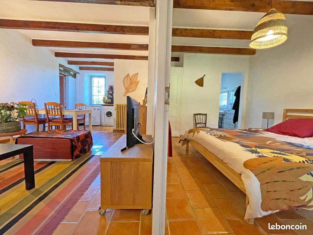 Propriété 11 pièces 247 m² (image 19)