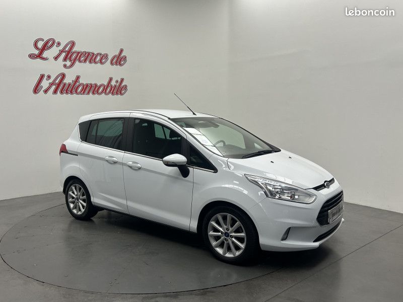 Ford B-MAX 1.0 scti 125 chTitanium / GPS / Climatisation / Régulateur / Radar (image 5)