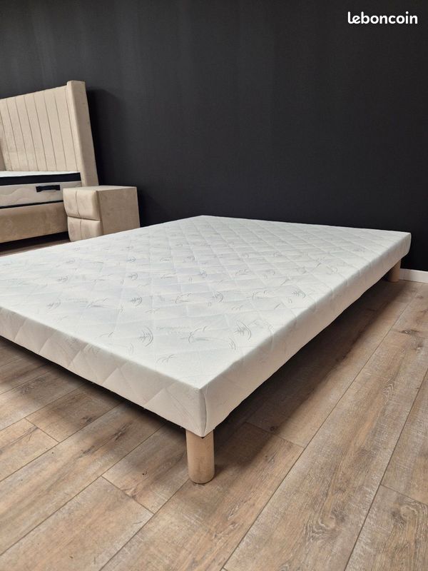 Neuf sommier tapissier + pieds. Livraison gratuite (image 1)