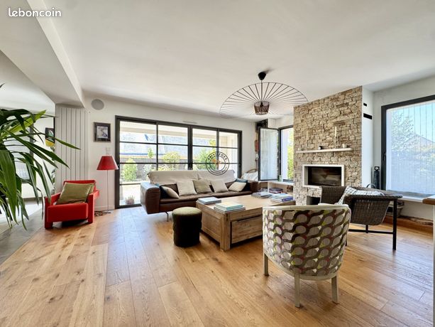 Villa 6 pièces 194 m²