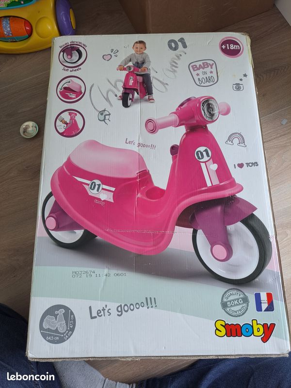 Porteur Scooter Smoby - Pour Enfant Dès 18 Mois - Roues Silencieuses Avec Coffre De Rangement - Bleu - 721006