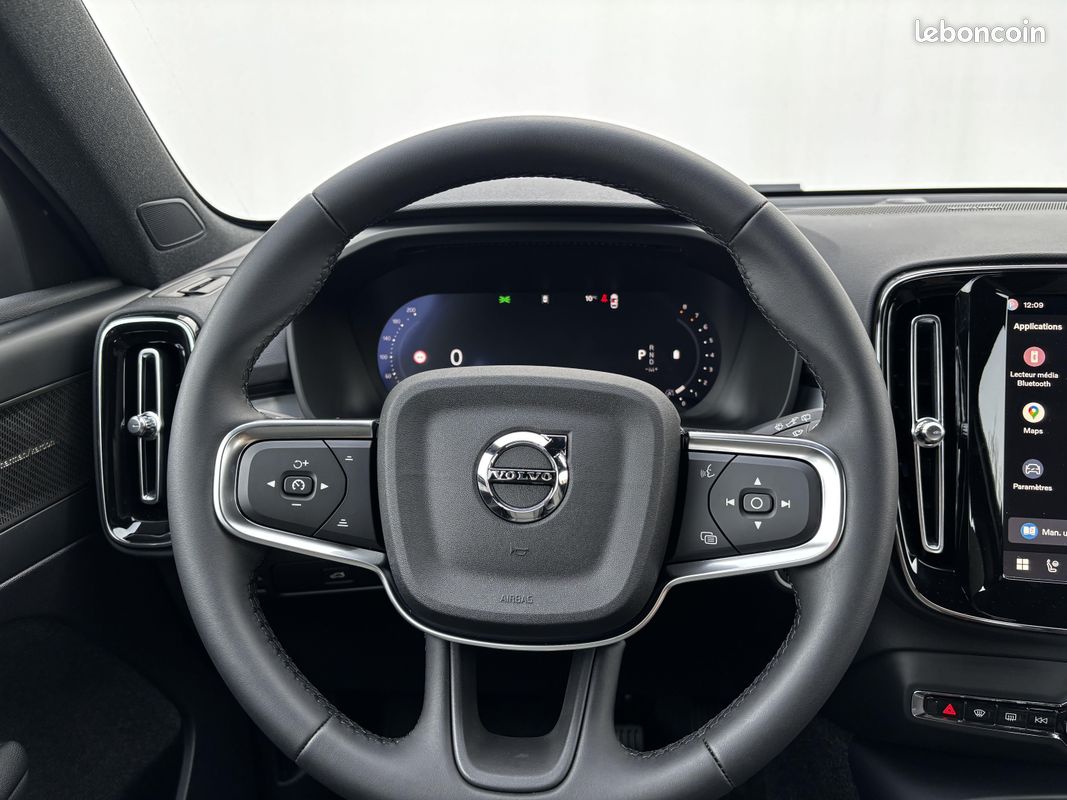 VOLVO XC40 B3 163 ch DCT7 Plus (image 6)
