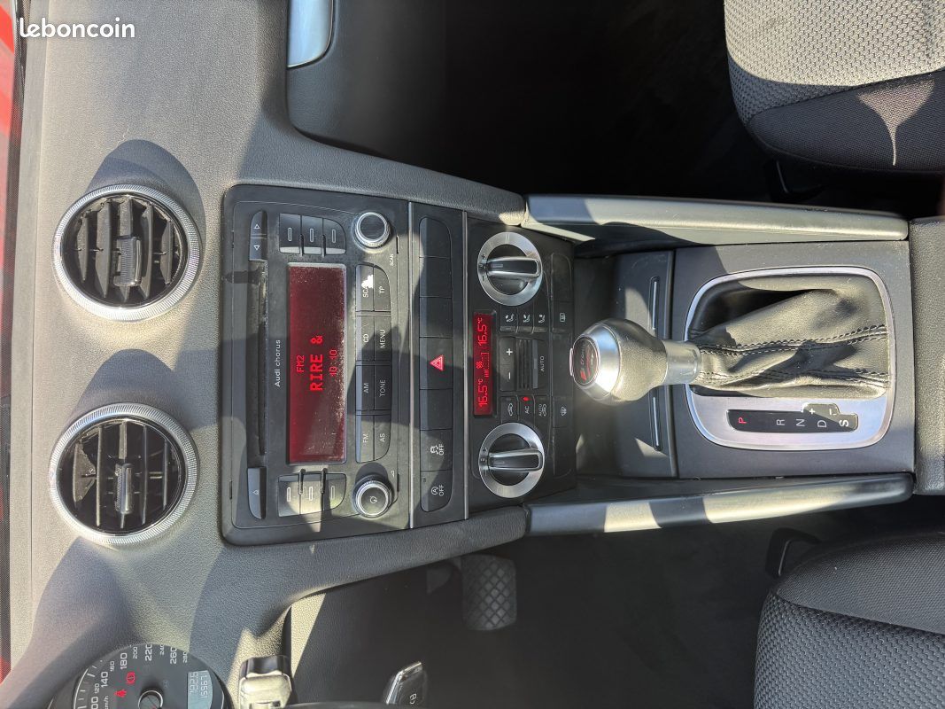 Audi a3 1.6 tdi 105 attraction s tronic 2011 (image 18)