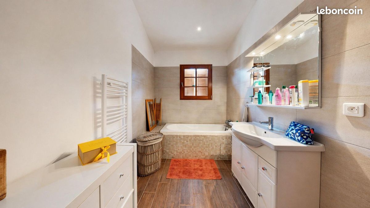 Propriété 4 pièces 96 m² (image 14)