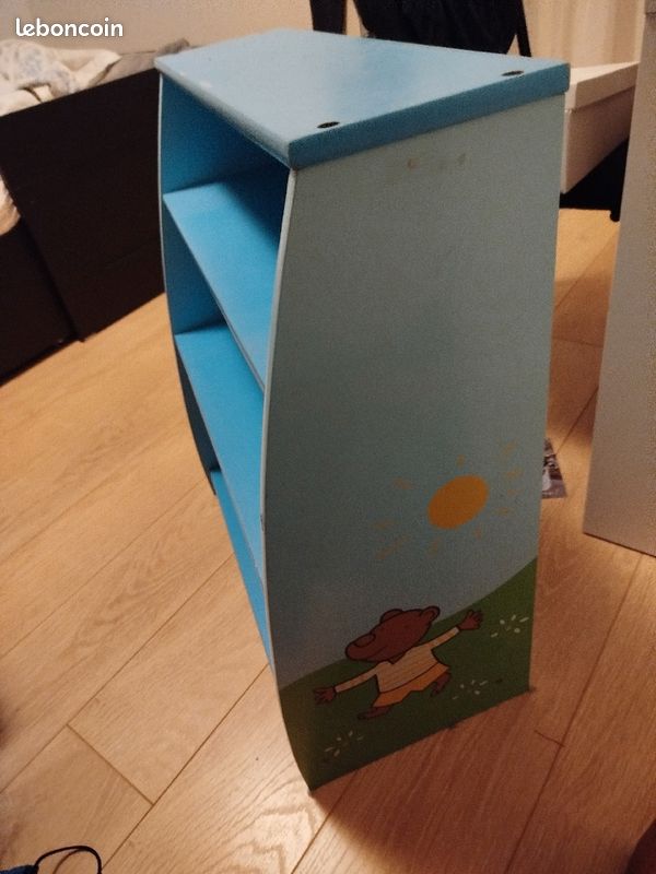 Table et étagère enfant (image 3)