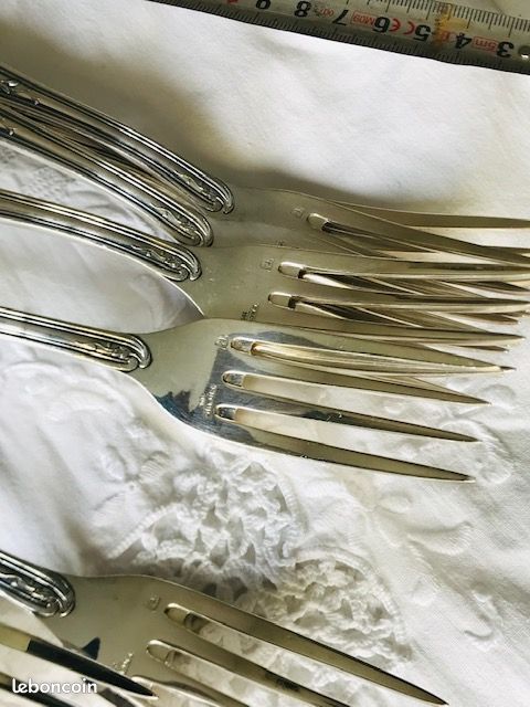 12 Fourchettes Anciennes Boulenger – Style Louis XV Rocaille – Métal Argenté – Très Bon état
