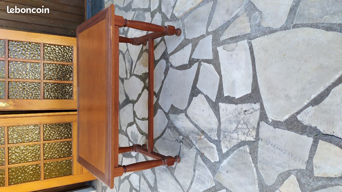 Table de Salon (image 2)