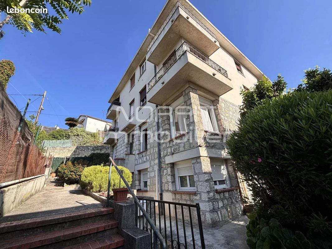 Immeuble 18 pièces 406 m² · à Nice · 406 m² · 1 890 000 €