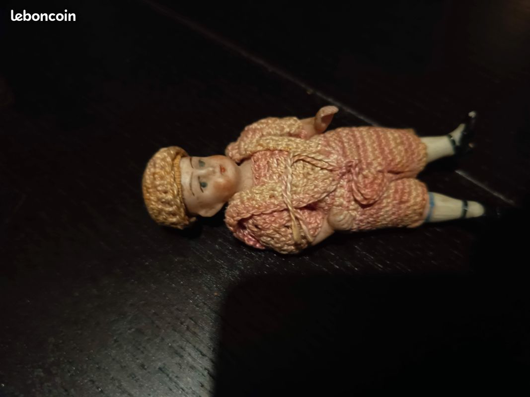 PETITE POUPÉE ANCIENNE pour maison de poupée bouche fermée EUR 199,00 - PicClick FR