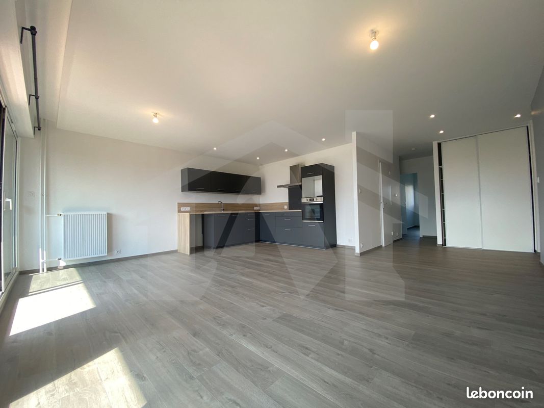 Appartement 4 pièces 84 m² · à Grenoble · 84 m² · 1 290 €/mois