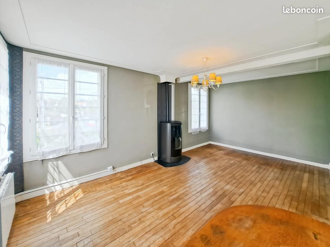 Maison 8 pièces 141 m² · à Saint-Benoît · 141 m² · 348 000 €