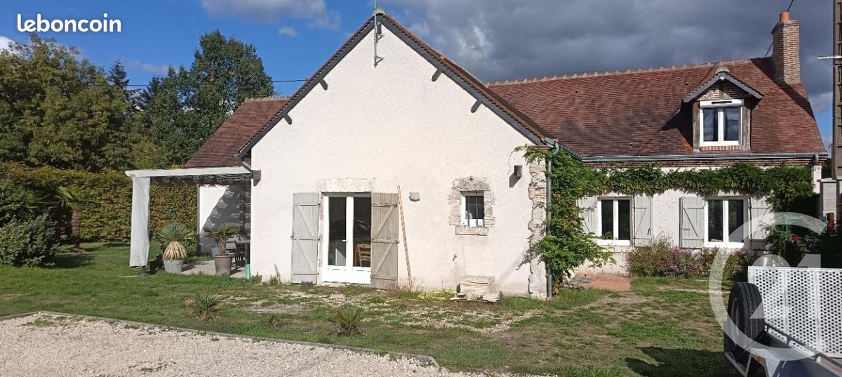Maison 4 pièces 197 m² · à Lailly-en-Val · 197 m² · 310 000 €
