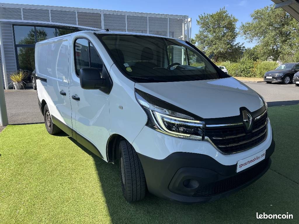 Renault Trafic III 2.0 DCI 120 CONFORT (image 3)