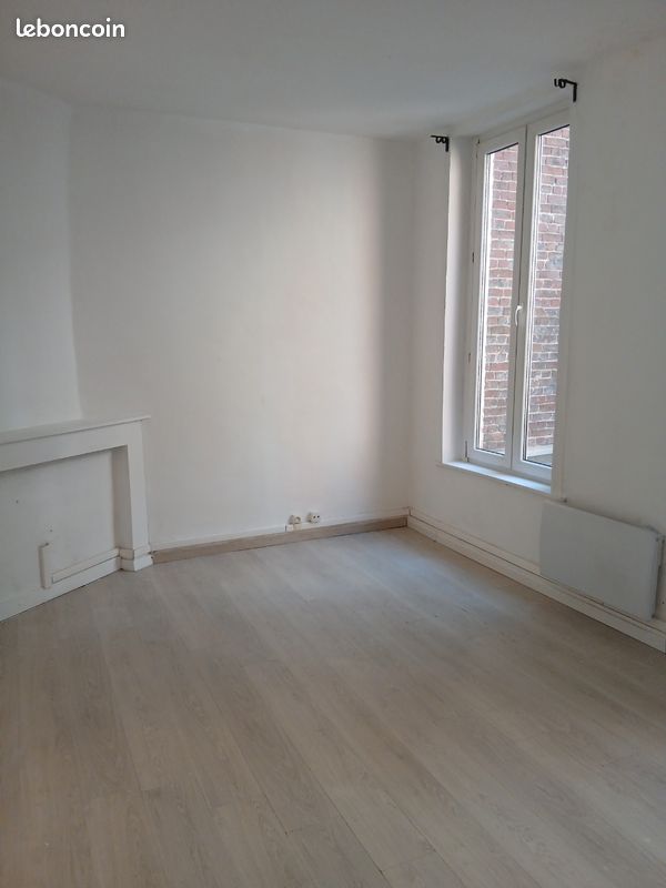 Immeuble 8 pièces 140 m² · à Lille · 140 m² · 300 000 €