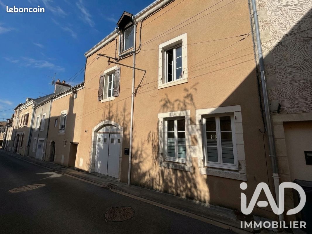 Maison 6 pièces 154 m² · à Saint-Marcel · 154 m² · 152 500 €