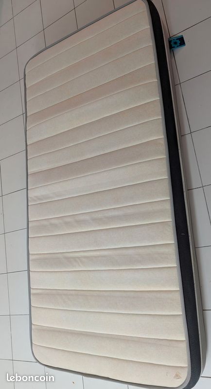 Matelas 90x190x30cm à mémoire de forme (image 6)