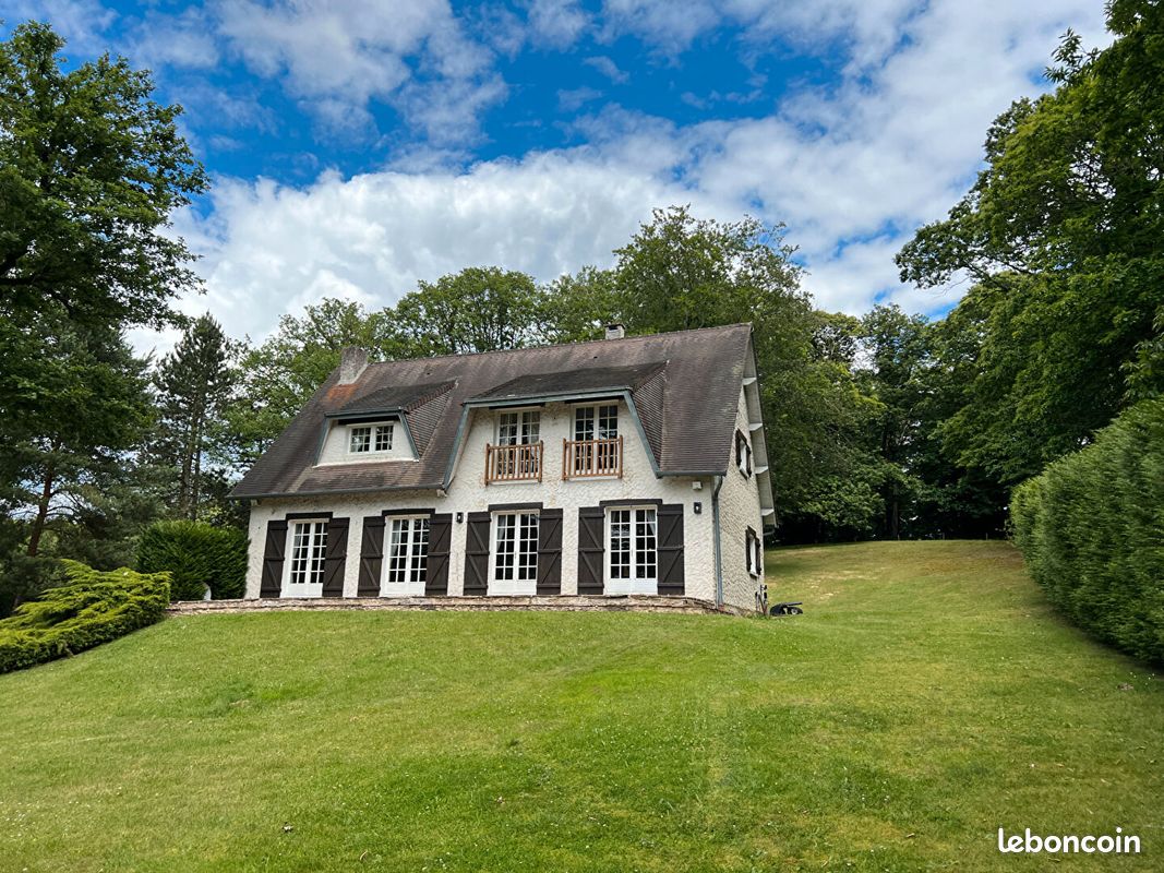 Maison 7 pièces 171 m² · à Jouars-Pontchartrain · 171 m² · 1 098 000 €