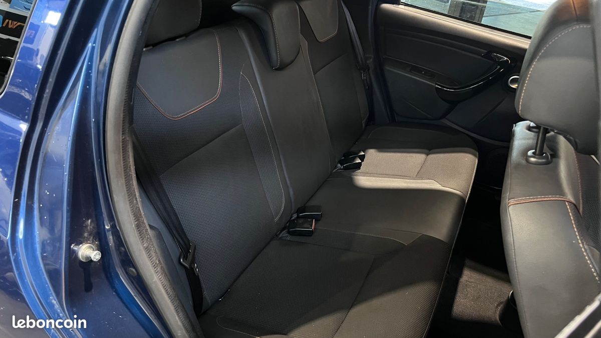 Dacia duster explorer 1.5 dci 110 4x2 edc bva bleu cosmos - attelage - suivi d'entretien (image 22)