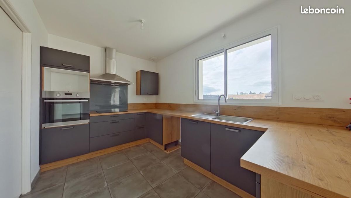 Maison 5 pièces 106 m² · à Poitiers · 106 m² · 1 115 €/mois