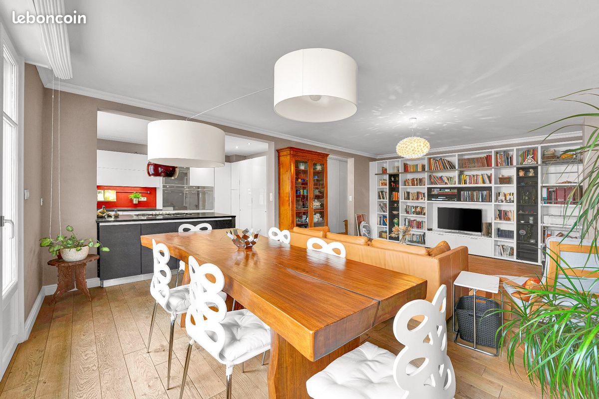 Appartement 3 pièces 102 m² · à Ferney-Voltaire · 102 m² · 559 000 €