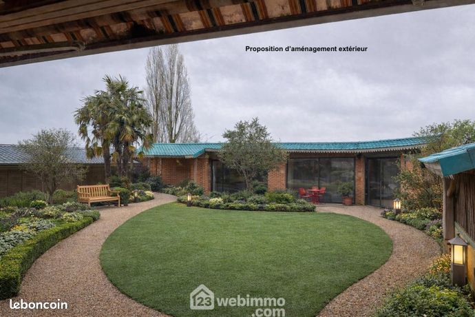 Maison de village 7 pièces 377 m²