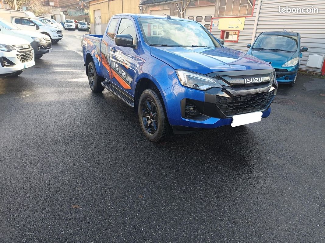 Isuzu D-MAX 1.9 DDI 164CH N60 NITRO SPORT SPACE A/T (image 4)