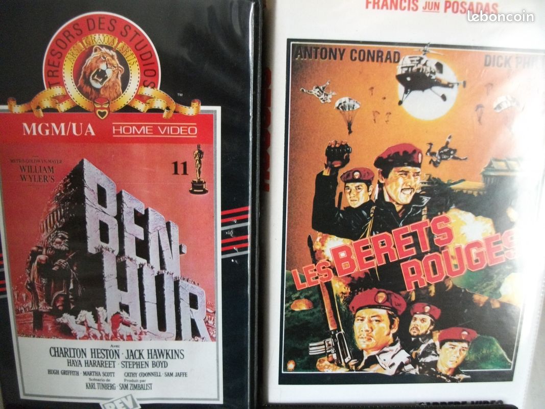 Un lot de 4 VHS (image 2)