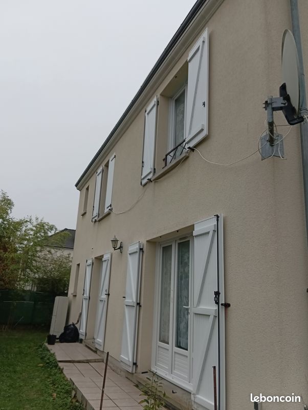 Maison 6 pièces 184 m² · à Saint-Jean-de-la-Ruelle · 184 m² · 400 000 €