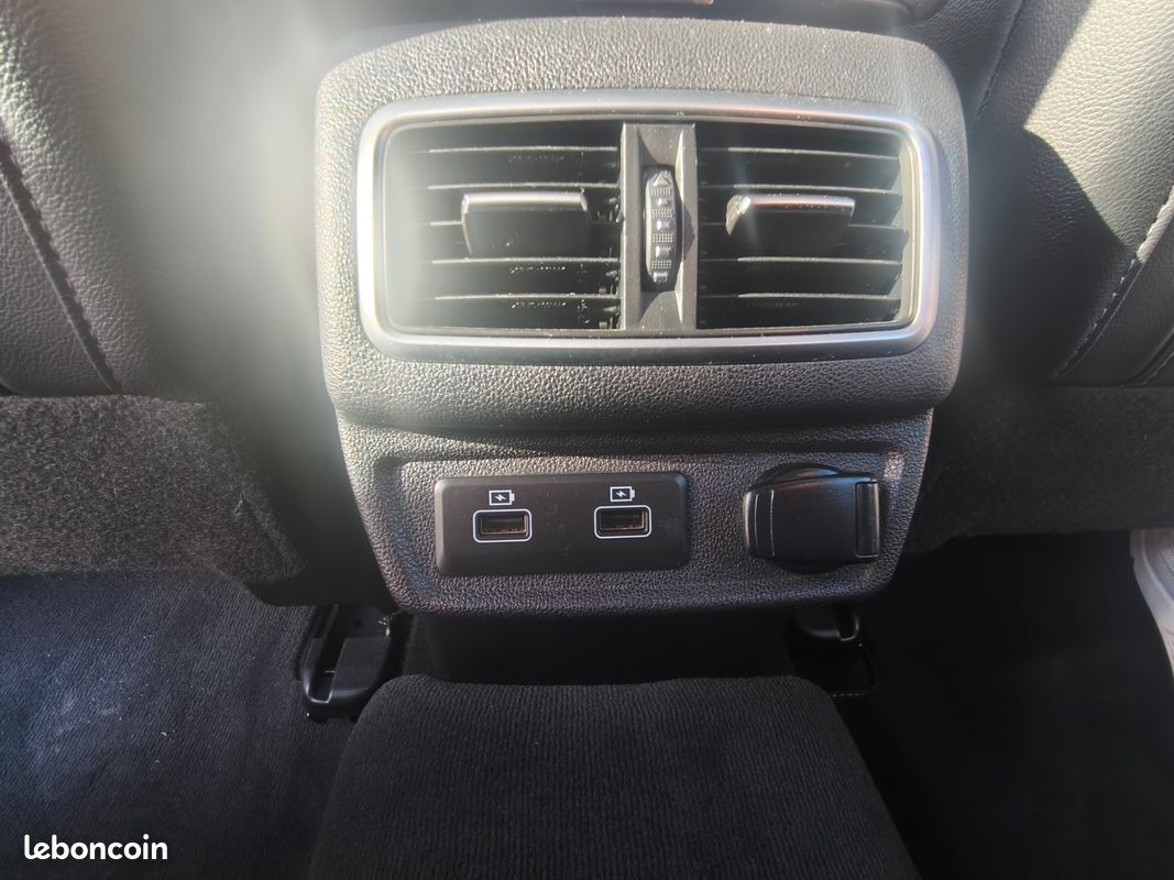 RENAULT TALISMAN 2.0 BLUEDCI 160 CH BUSINESS EDC BVA / SUIVI RENAULT / CARPLAY / CAMERA / SIEGE CONDUCTEUR MASSANt (image 37)