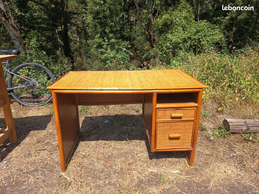 Bureau rotin (image 1)