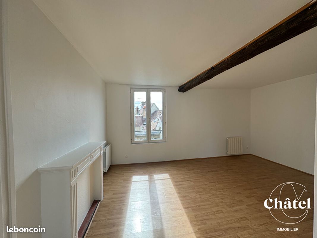 Appartement 3 pièces 68 m² · à Senlis · 68 m² · 970 €
