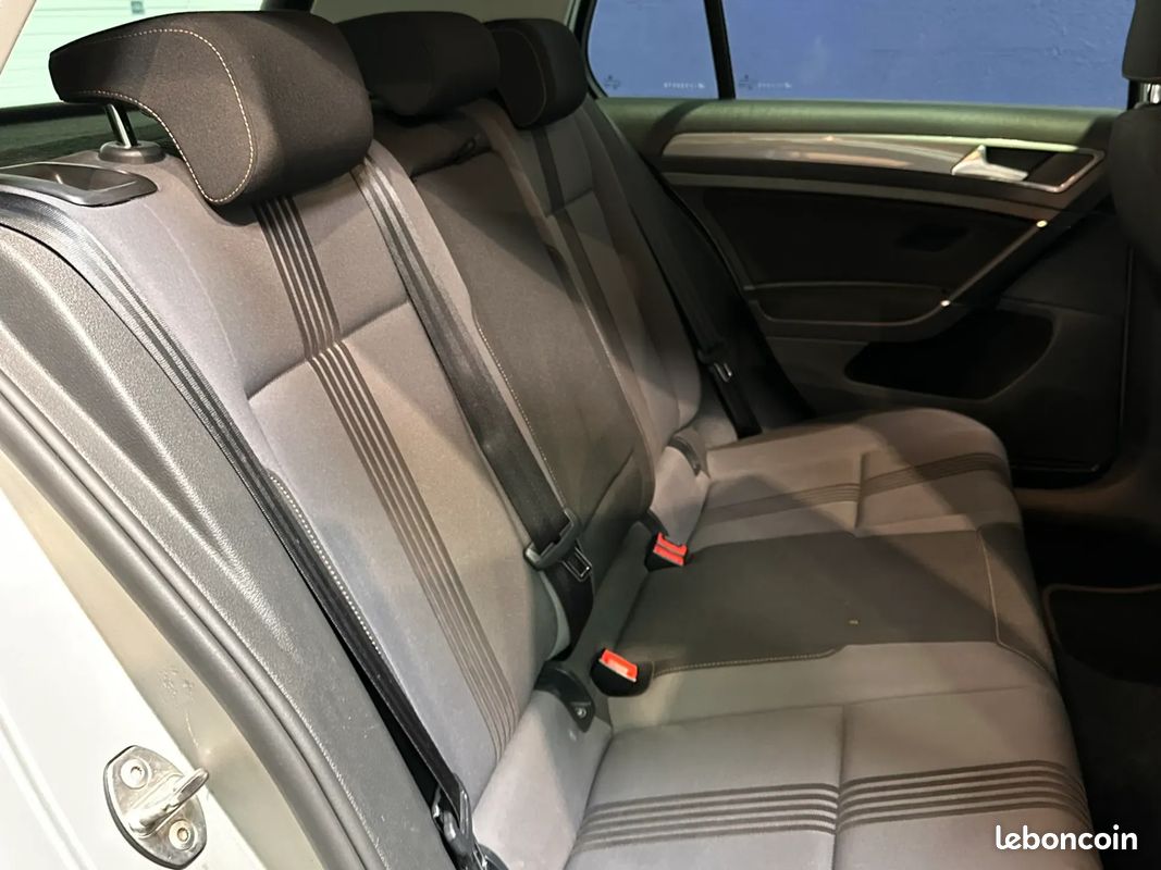 VOLKSWAGEN Golf 2.0 TDi 150ch Allstar - 2017 - Suivi complet - Boîte auto (image 20)
