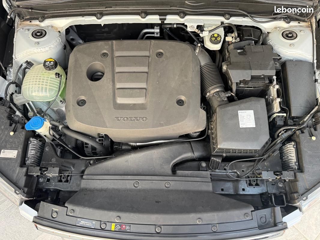Volvo XC40 BUSINESS D3 AdBlue 150 ch Geartronic 8 (image 17)