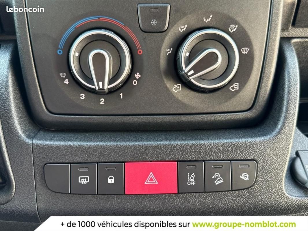 Citroën Jumper FOURGON TOLE 33 L1H1 BLUEHDi 140 S&S BVM6 (image 24)