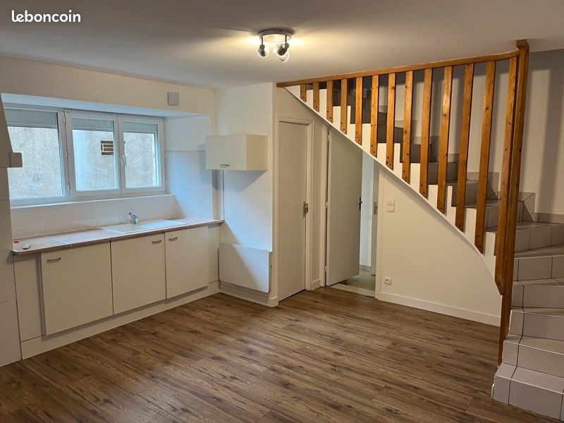 Maison 4 pièces 95 m² · à Manot · 95 m² · 550 €