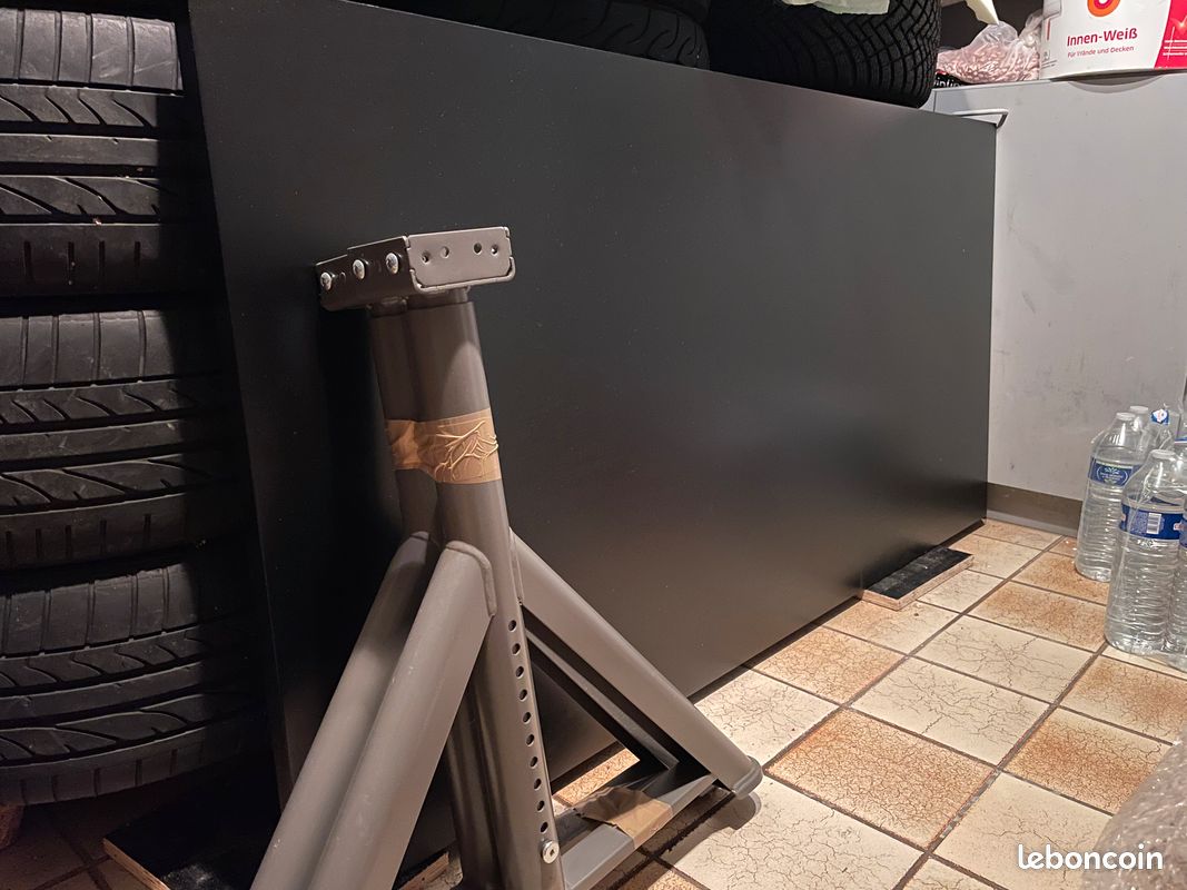 Bureau IKEA IDASEN (image 3)