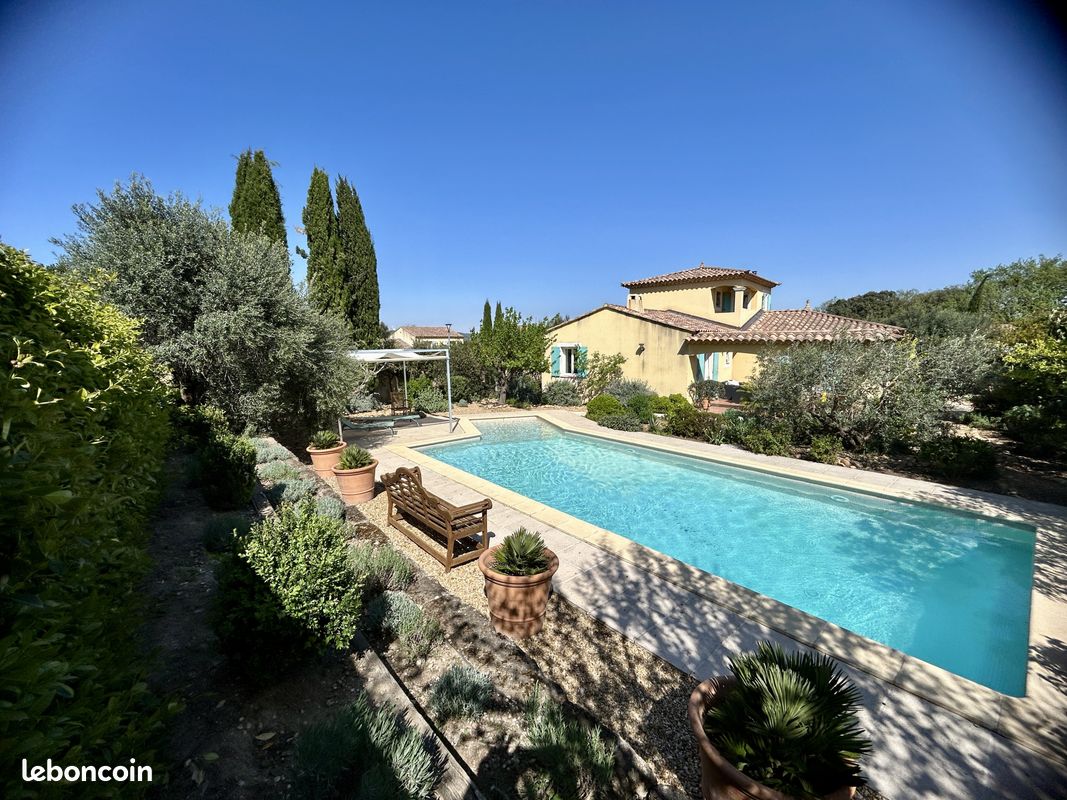 Maison 5 pièces 120 m² · à Uzès · 120 m² · 525 000 €