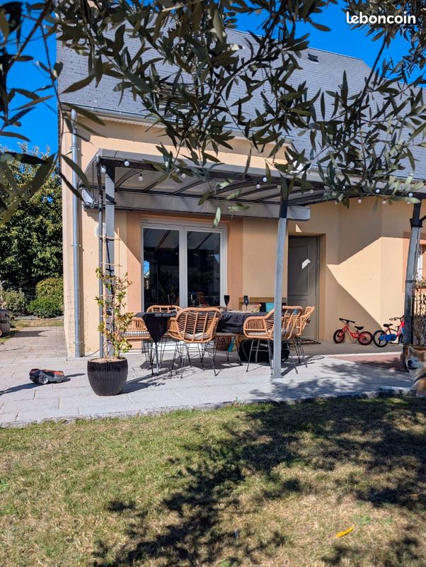 Maison 5 pièces 98 m² · à Saint-Hilaire-du-Harcouët · 98 m² · 205 000 €