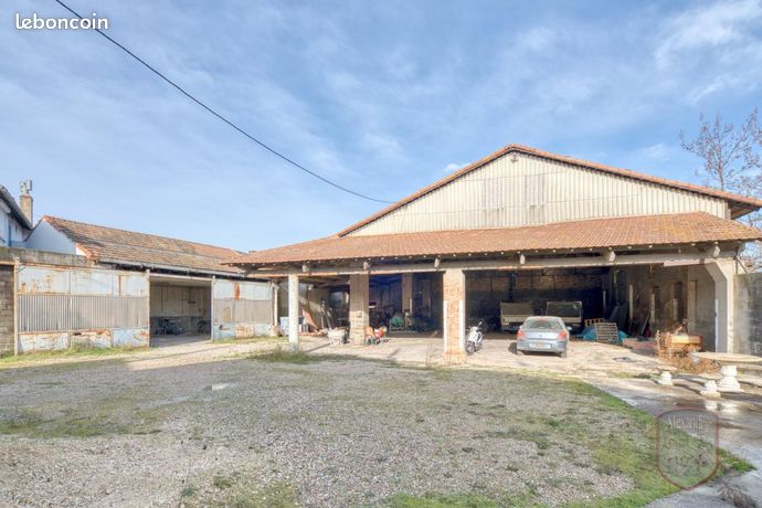 Immeuble 4 pièces 94 m²
