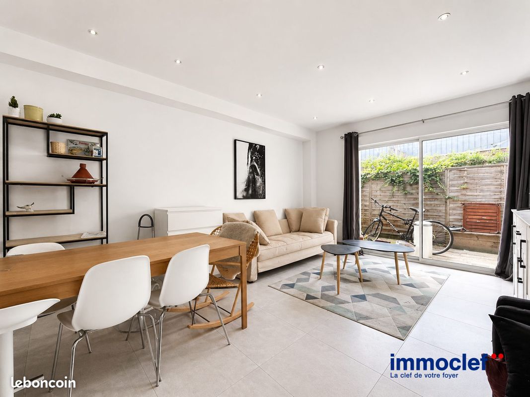 Maison 6 pièces 100 m² · à La Madeleine · 100 m² · 405 000 €
