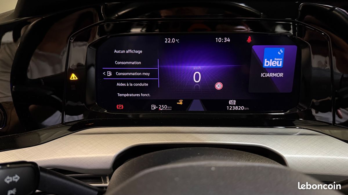 VOLKSWAGEN GOLF SW 1.0 TSI 110ch LIFE PLUS - CARPLAY - ENTRETIEN CONSTRUCTEUR A JOUR (image 14)