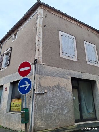 Maison centre village